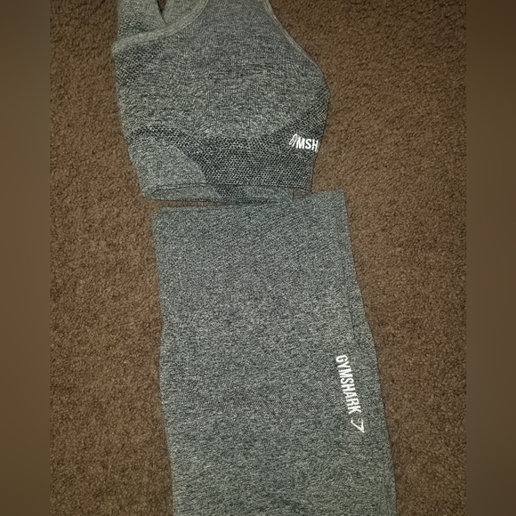 Gymshark ombre grey set - Picture 4 of 13